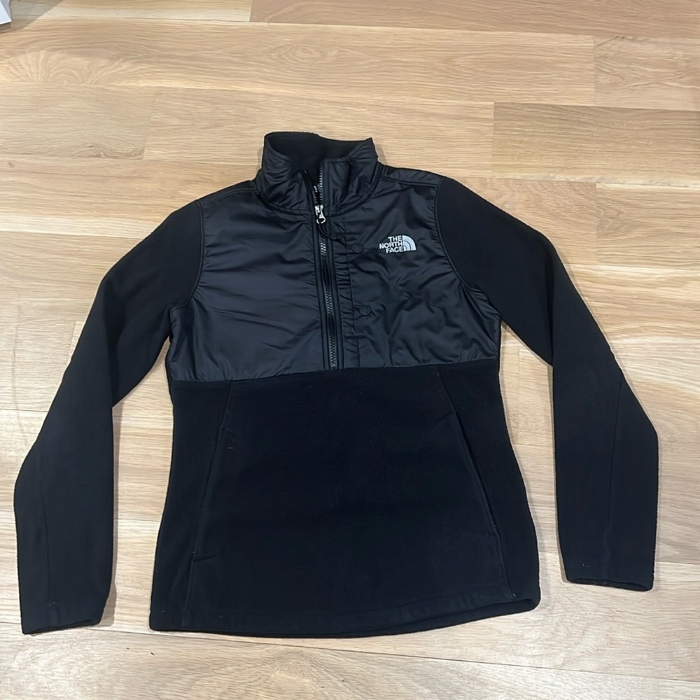 North face fleece zip up with nylon. Size extra small.